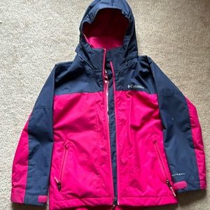 Columbia Girl’s Interchange coat, pink & navy, size S, no tears, good condition